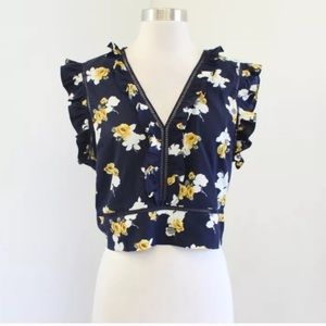 J.O.A cropped floral blouse